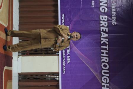 Motivational Training Oleh DR. Rizaldi Putra, MBA 10