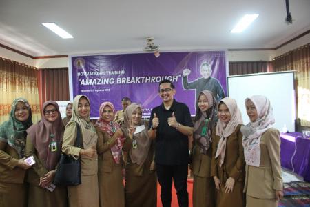 Motivational Training Oleh DR. Rizaldi Putra, MBA 4