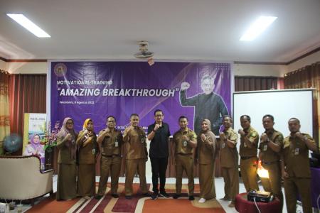 Motivational Training Oleh DR. Rizaldi Putra, MBA 3